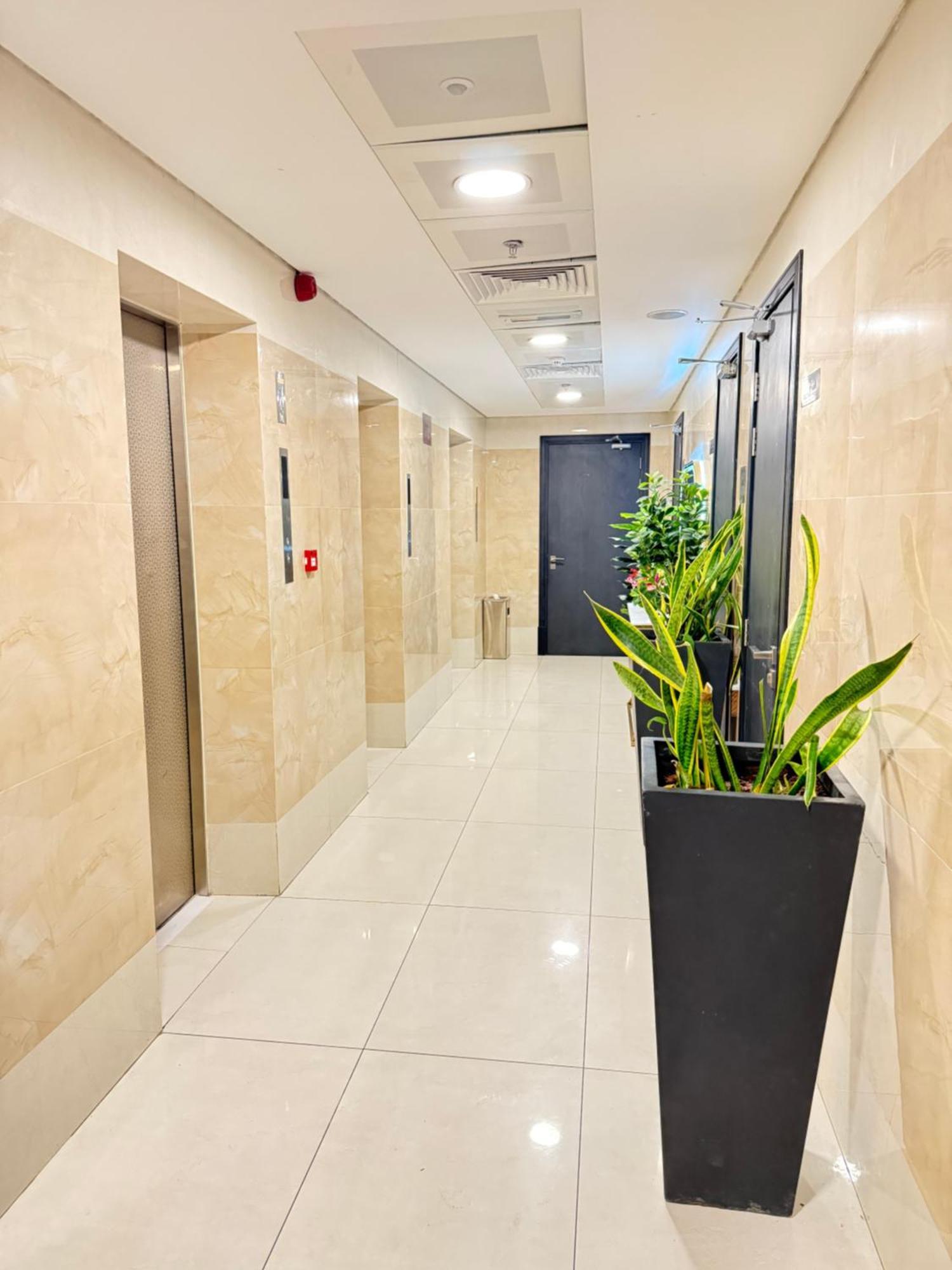 New Dream Plaza Hotel Apartment Dubai Exteriör bild